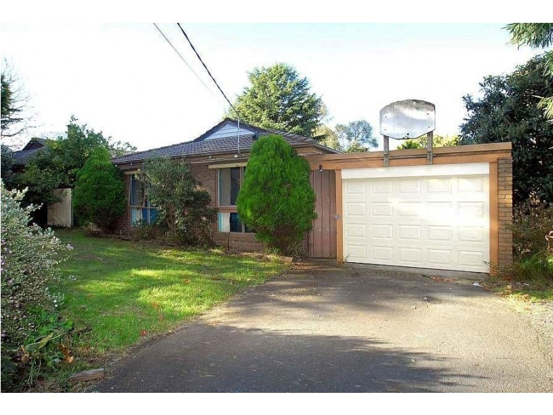 9 Bayview Road, Emerald VIC 3782