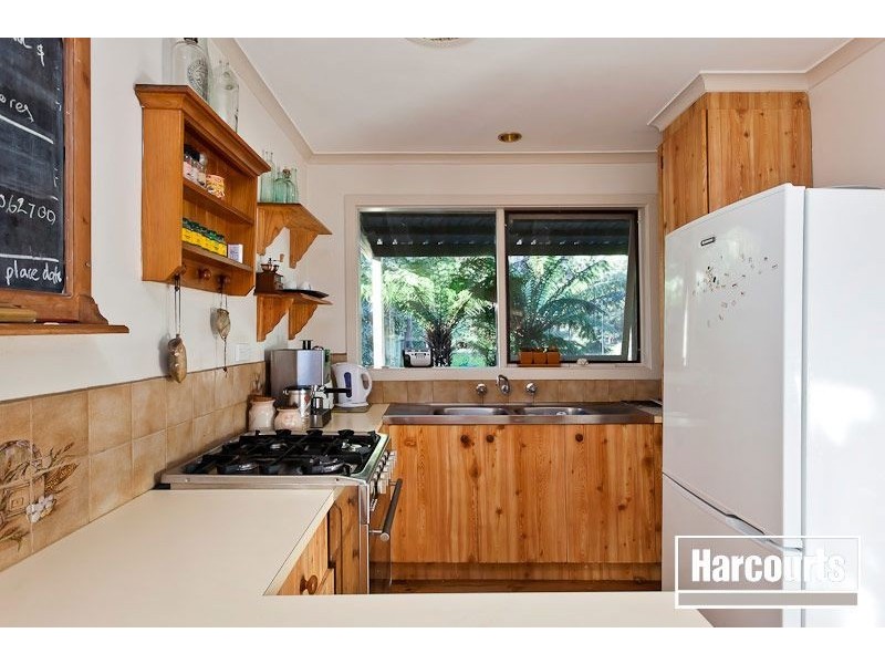 4 Fell Road, Cockatoo VIC 3781