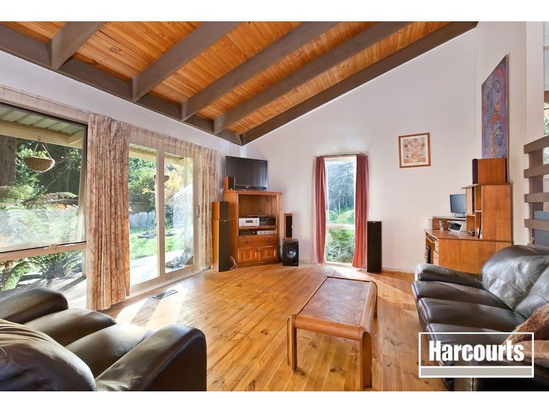 4 Fell Road, Cockatoo VIC 3781