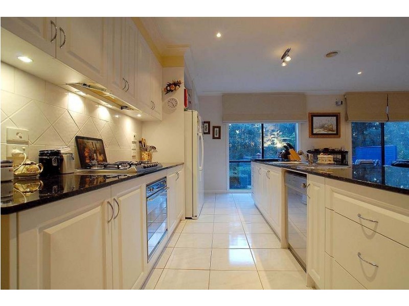 34 Nobelius Street, Emerald VIC 3782