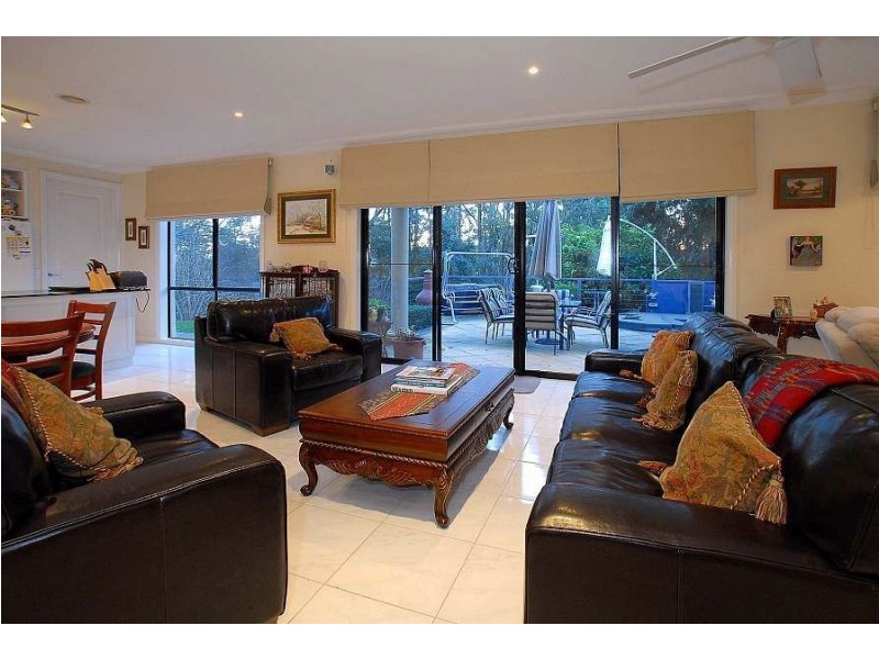 34 Nobelius Street, Emerald VIC 3782