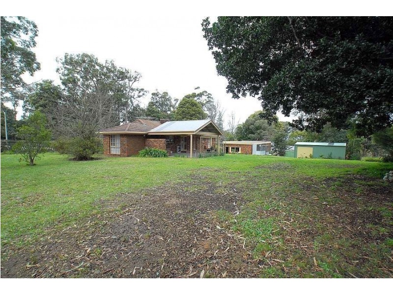282 Belgrave Gembrook Road, Clematis VIC 3782