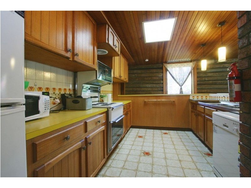 477 Belgrave Gembrook Rd, Avonsleigh VIC 3782