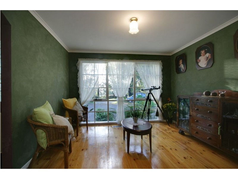 27 Westlands Road, Emerald VIC 3782