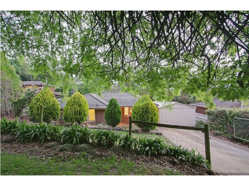 5 Christians Ave, Emerald VIC 3782