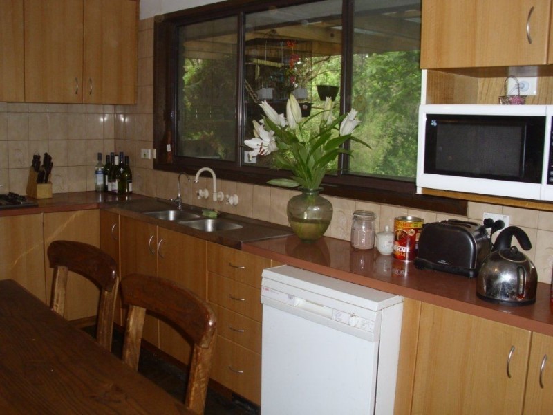 10 Emerald Lake Road, Emerald VIC 3782