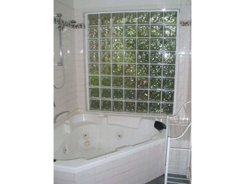 10 Emerald Lake Road, Emerald VIC 3782