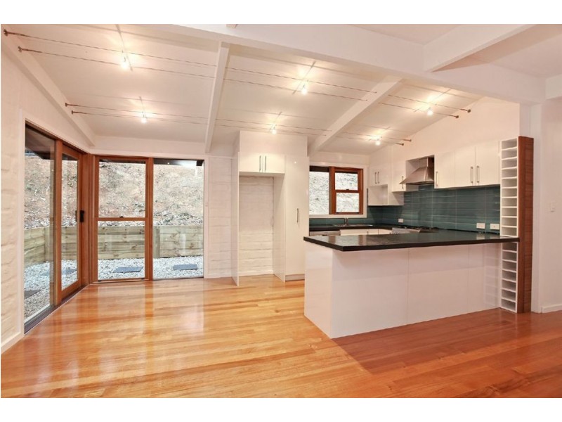 32 Nobelius Street, Emerald VIC 3782