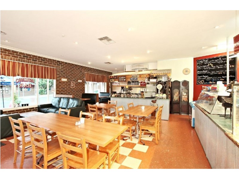 11 Kilvington Dve, Emerald VIC 3782