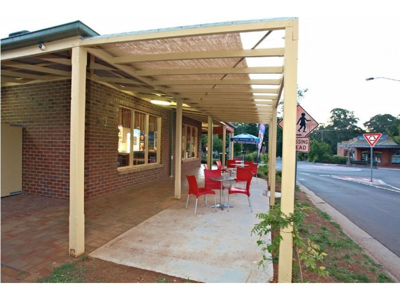 11 Kilvington Dve, Emerald VIC 3782