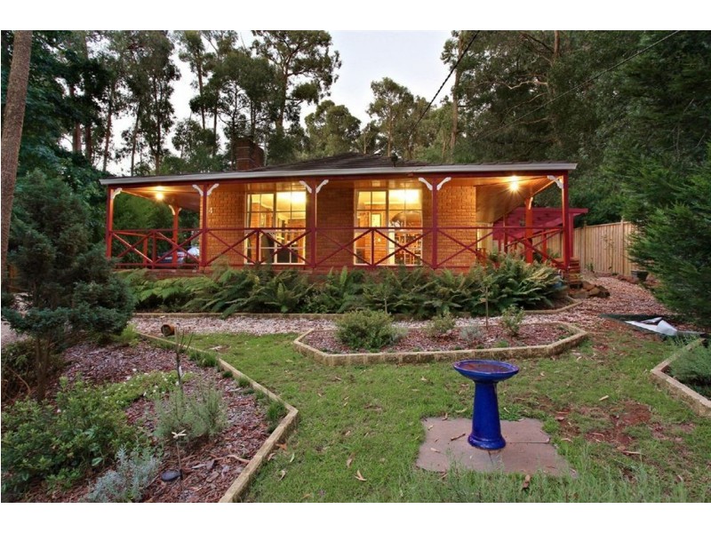 4 Nangana Street, Cockatoo VIC 3781