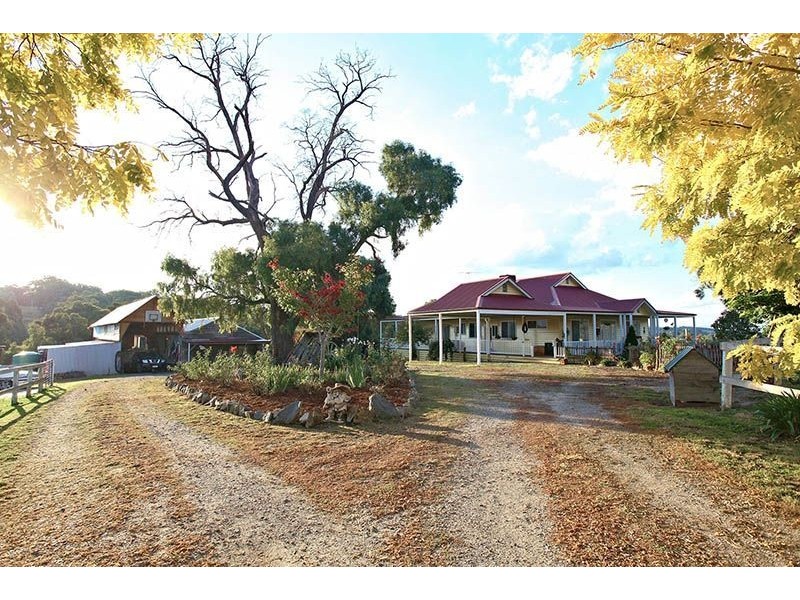 43-45 Kennedy Road, Macclesfield VIC 3782