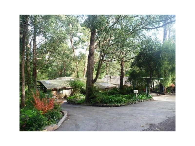 1 Albert Road, Clematis VIC 3782