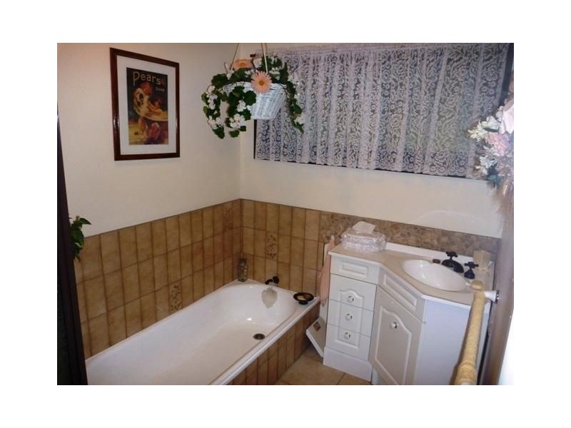 1 Albert Road, Clematis VIC 3782