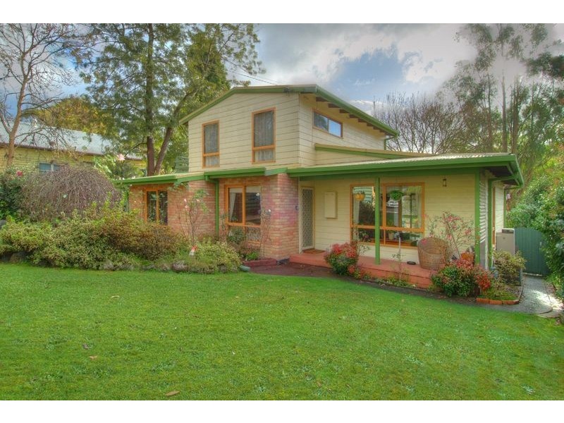 137 Woori Yallock Road, Cockatoo VIC 3781