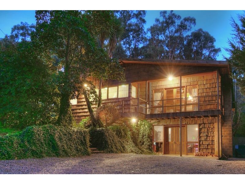 6 Terara Street, Cockatoo VIC 3781