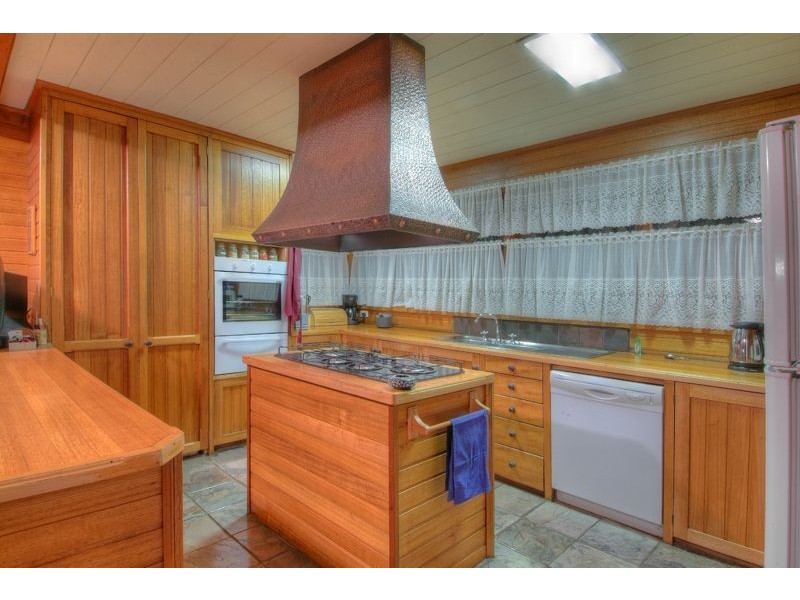 6 Terara Street, Cockatoo VIC 3781