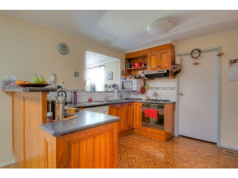 123 Woori Yallock Road, Cockatoo VIC 3781