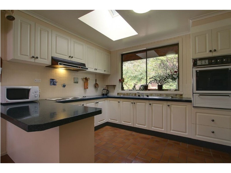 35 Sunnyside Terrace, Emerald VIC 3782