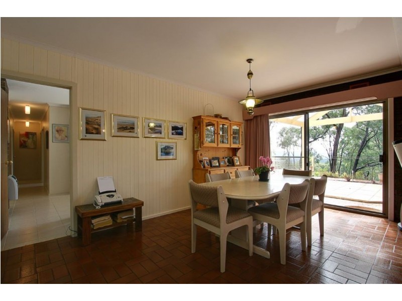 35 Sunnyside Terrace, Emerald VIC 3782
