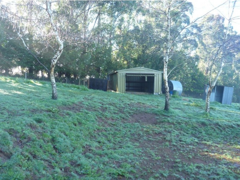 27a Tonimbuk Road, Gembrook VIC 3783