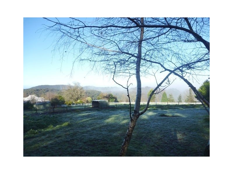 27a Tonimbuk Road, Gembrook VIC 3783
