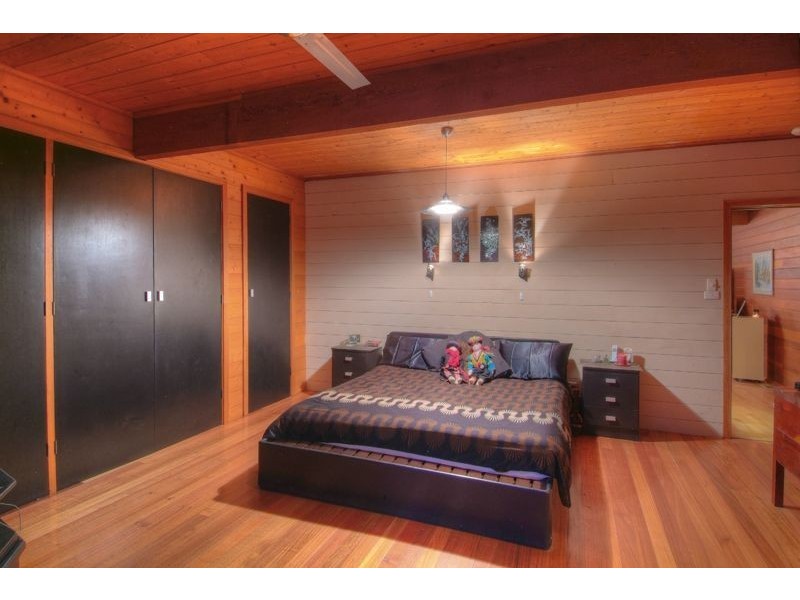 6 Terara Street, Cockatoo VIC 3781
