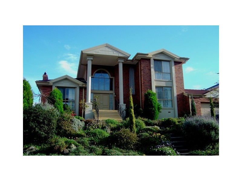 53 Avendon Boulevard, Glen Waverley VIC 3150