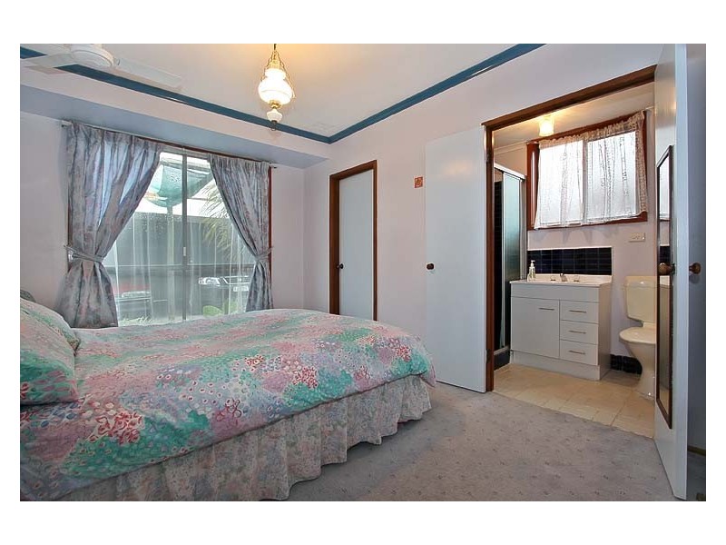 128 Jacksons Road, Noble Park VIC 3174