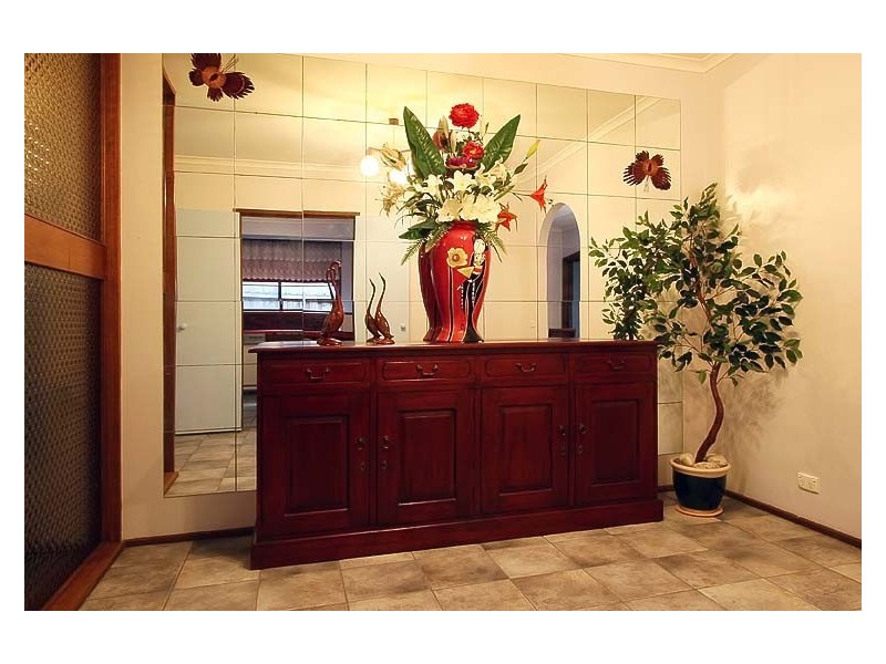 128 Jacksons Road, Noble Park VIC 3174