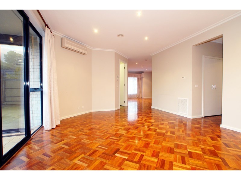 38 Headingley Road, Mount Waverley VIC 3149