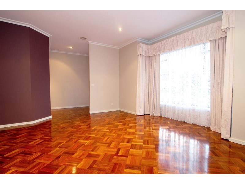 38 Headingley Road, Mount Waverley VIC 3149