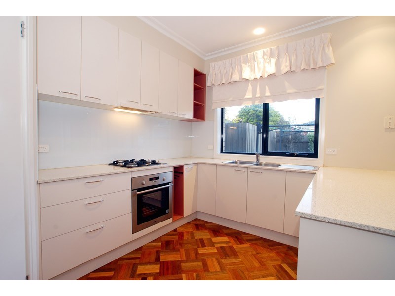 38 Headingley Road, Mount Waverley VIC 3149