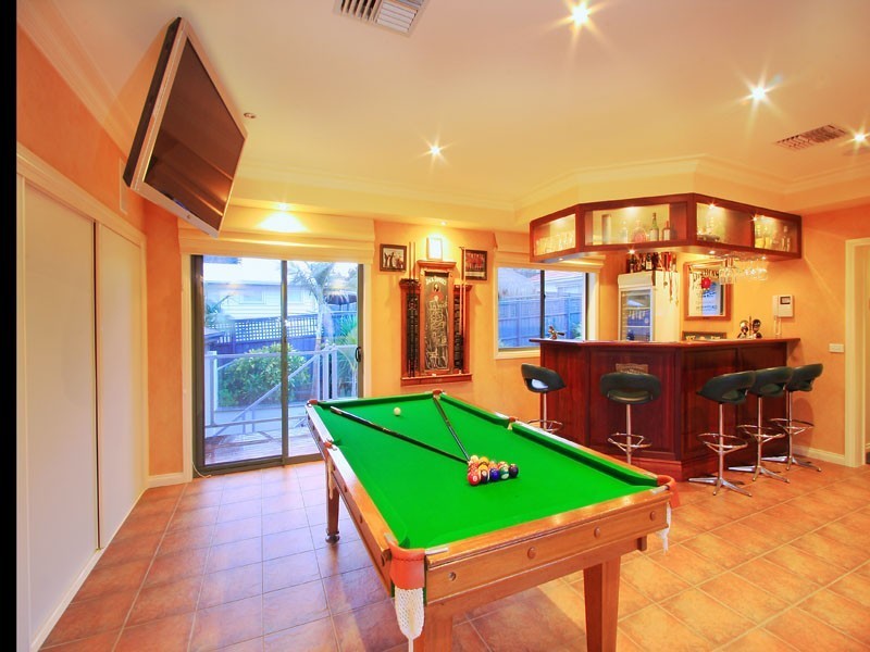 12 Chasta Cres, Mitcham VIC 3132