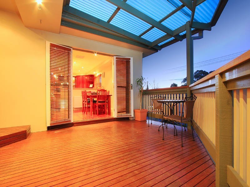 12 Chasta Cres, Mitcham VIC 3132