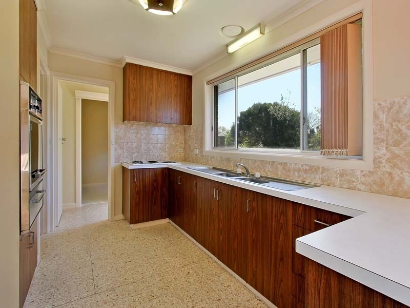 22 Plato Crescent, Wheelers Hill VIC 3150