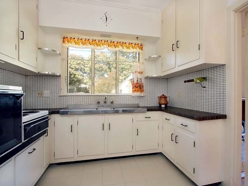 14 Lindwall Street, Glen Waverley VIC 3150