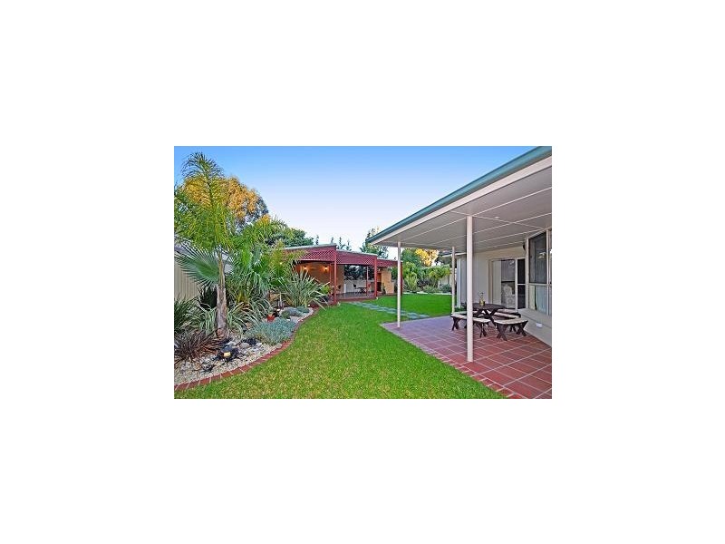 29 Bunker Cres, Glen Waverley VIC 3150