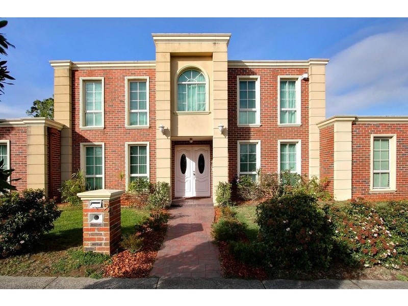 2 Avendon Blvd, Glen Waverley VIC 3150