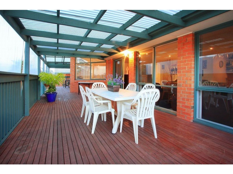 2 Lim Court, Mulgrave VIC 3170