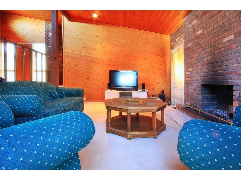 14 Garnett Road, Wheelers Hill VIC 3150