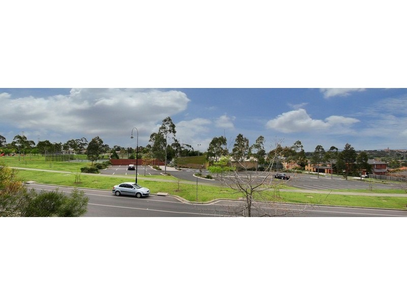 25 Herriotts Boulevard, Glen Waverley VIC 3150