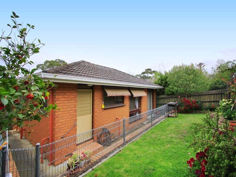 4/49 Hinkler Road, Glen Waverley VIC 3150