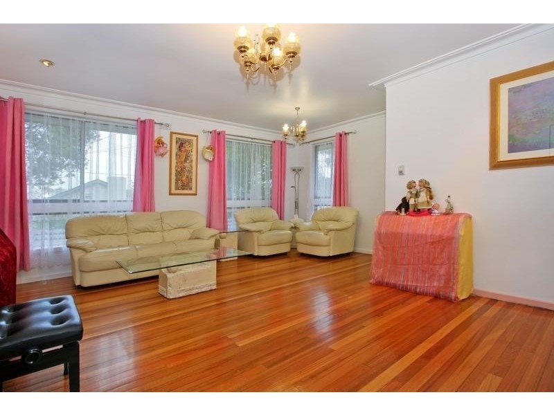235 Gallaghers Road, Glen Waverley VIC 3150