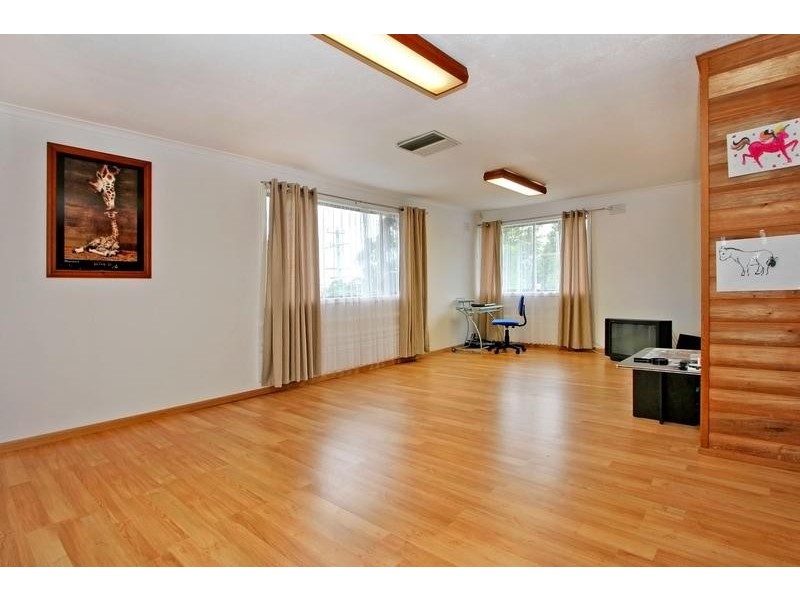 235 Gallaghers Road, Glen Waverley VIC 3150