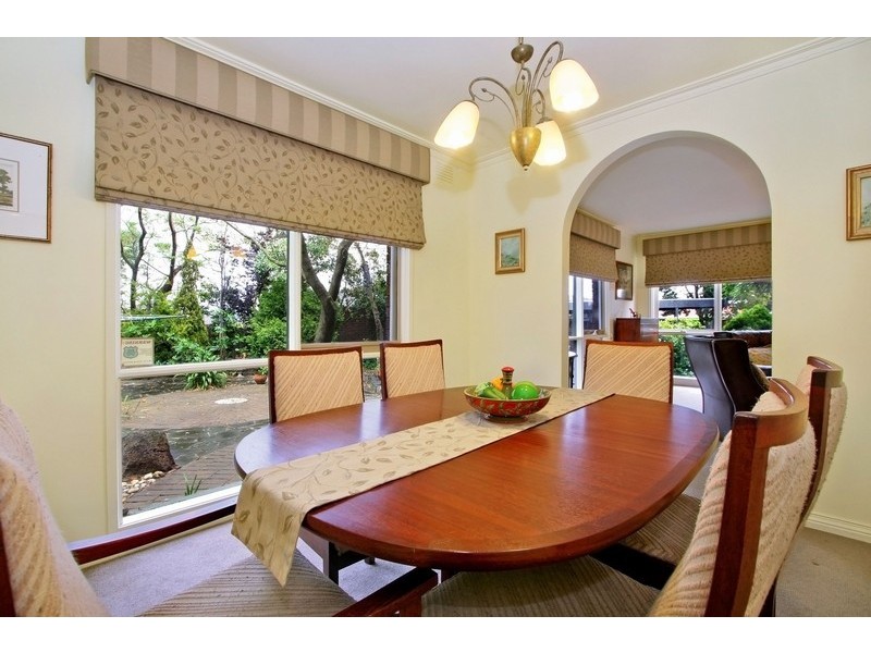 12 Beverley Place, Keysborough VIC 3173