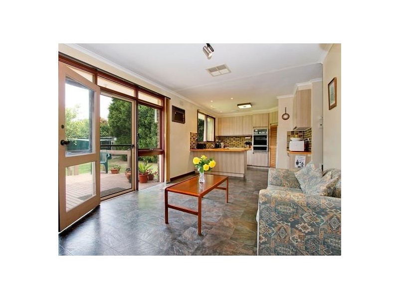 56 Chivalry Ave, Glen Waverley VIC 3150