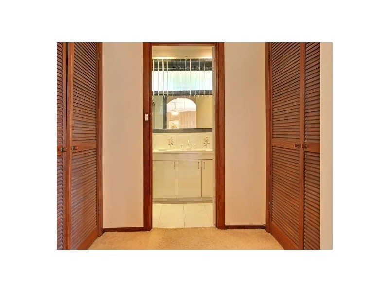 56 Chivalry Ave, Glen Waverley VIC 3150