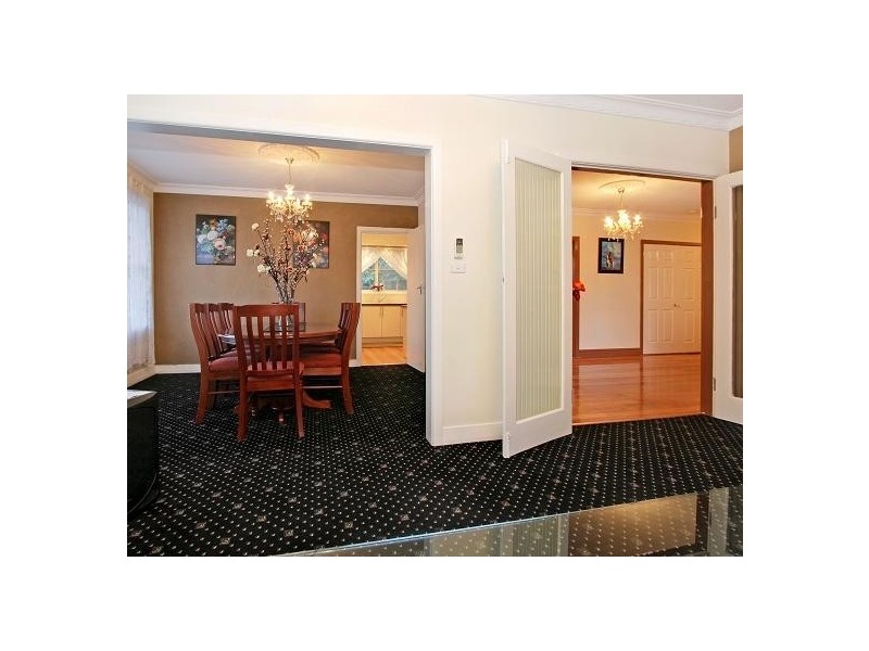 39 Harrison Ave, Burwood VIC 3125