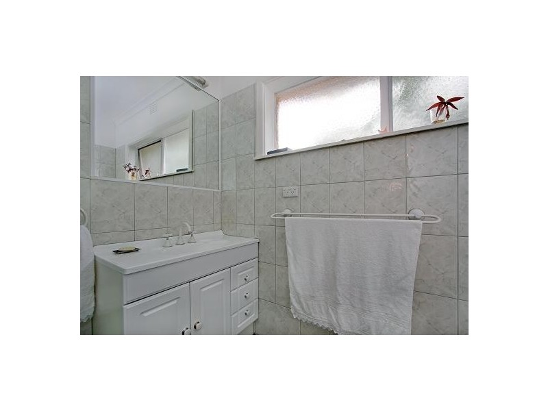 19 Cypress Ave, Glen Waverley VIC 3150